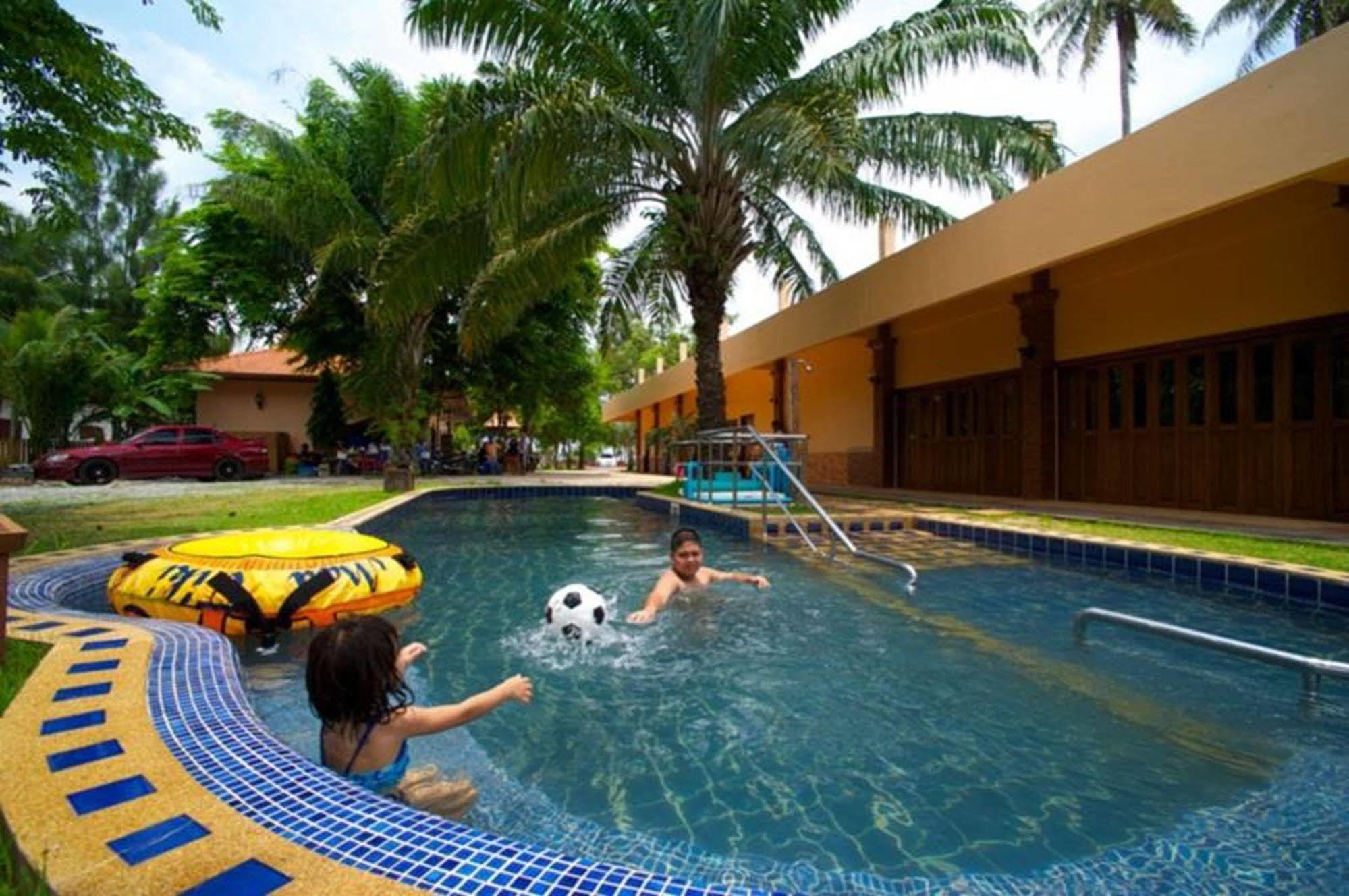Boom Boom Beach Resort Laem Sing Chanthaburi Ngoại thất bức ảnh